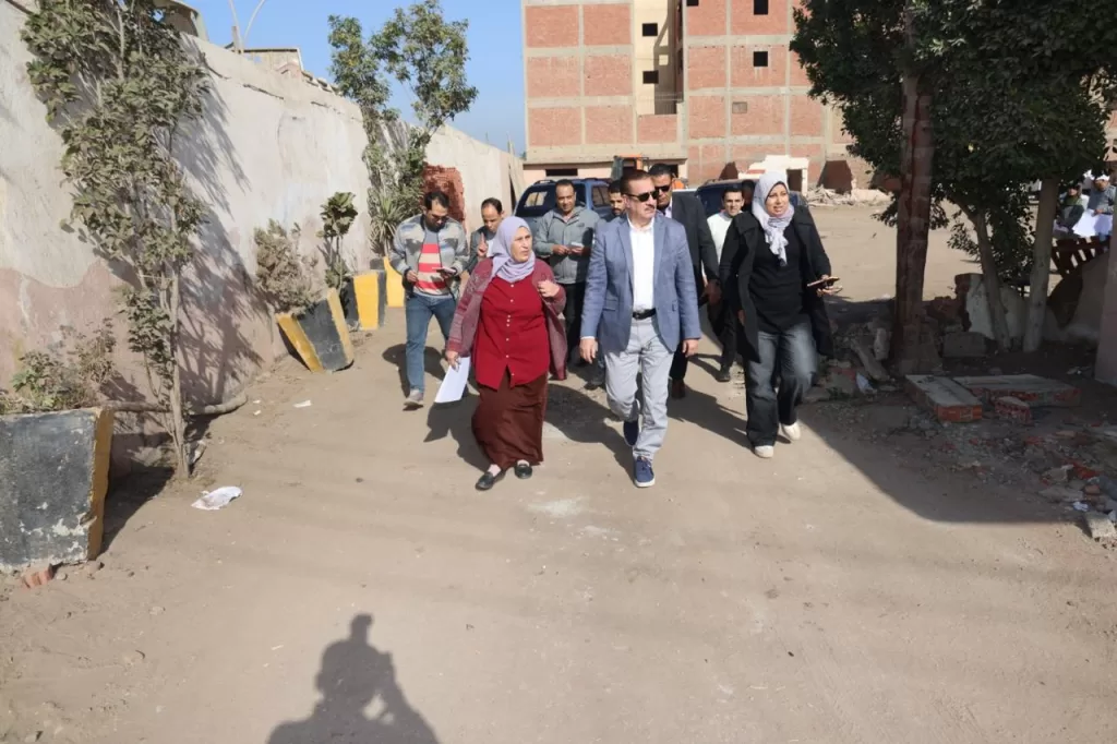 "أبو ليمون"يشهد تجربة تشغيل الفصل المتنقل بالمدرسة الرسمية للغات ويتفقد أعمال تطوير الحملة الميكانيكية..بقويسنا 20 - جريدة المساء