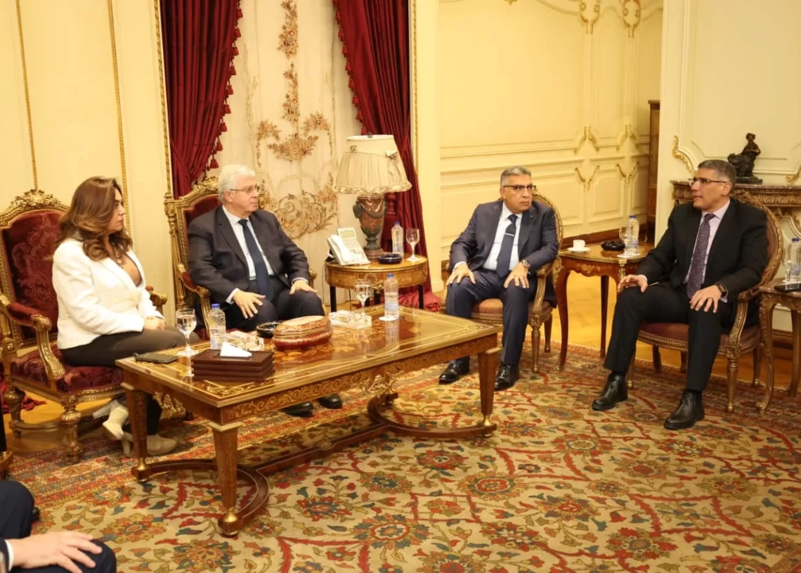 وزيرا التعليم العالي والتنمية المحلية ومحافظ الجيزة يشهدون احتفالية انضمام 3 مدن جديدة إلى شبكة اليونسكو لعام 2025 19 - جريدة المساء