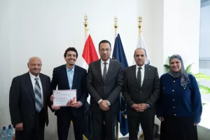 تخريج أول دفعة من البرنامج التدريبى المتخصص لبناء قدرات طلاب وخريجى الجامعة فى مجالات تحليل البيانات الضخمة والذكاء الاصطناعى 20 - جريدة المساء