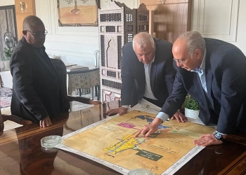 الزراعه: رئيس "بحوث الصحراء" يلتقي بمحافظ الوادي الجديد لمناقشة تعزيز التنمية الزراعية وحماية المشروعات القومية 19 - جريدة المساء