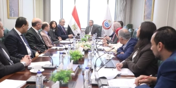 وزير الصحة فى اجتماع هيئة المستشفيات التعليمية : نقل تبعية مستشفى القاهرة للأمراض الجلدية والتناسلية «الحوض المرصود» إلى الهيئة 1 - جريدة المساء