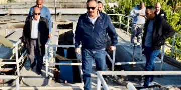 رئيس «مياه القناة» يقود جولة ميدانية بالتل الكبير لضمان استدامة الخدمة 1 - جريدة المساء