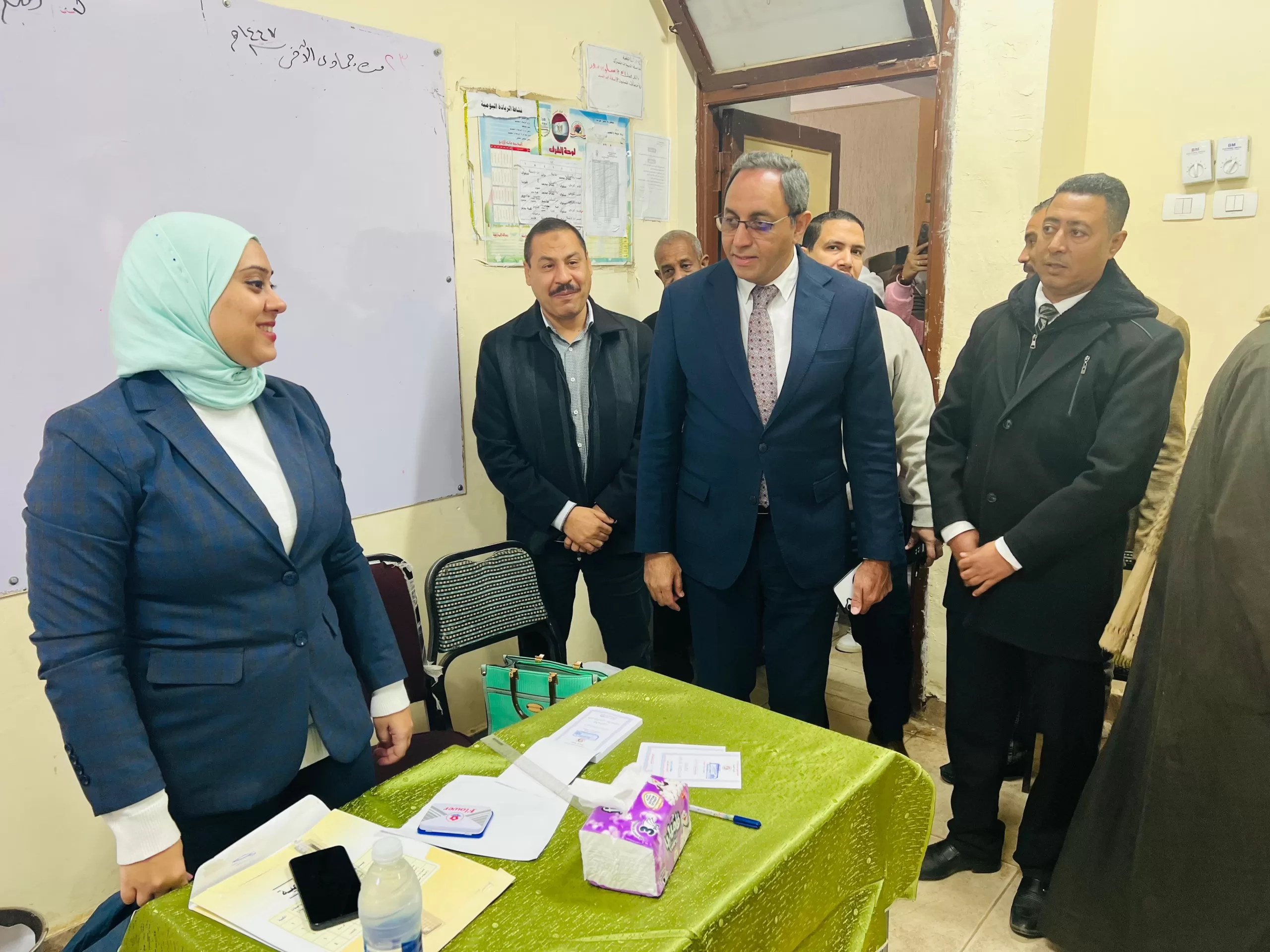 محافظ قنا يتفقد اللجان الانتخابية في اليوم الأول لجولة الإعادة لانتخابات مجلس النواب 2025 27 - جريدة المساء محافظ قنا يتفقد اللجان الانتخابية في اليوم الأول لجولة الإعادة لانتخابات مجلس النواب 2025 26 - جريدة المساء