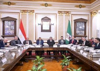 محافظ الجيزة يشارك في الاجتماع الشهري لمجلس جامعة القاهرة لمناقشة الملفات التعليمية والتنموية 35 - جريدة المساء