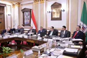 محافظ الجيزة يشارك في الاجتماع الشهري لمجلس جامعة القاهرة لمناقشة الملفات التعليمية والتنموية 27 - جريدة المساء