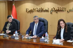 بحضور رئيسة المجلس.. محافظ الجيزة يترأس اجتماع اللجنة العامة لحماية الطفولة 27 - جريدة المساء