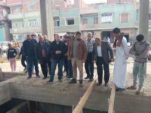 نائب محافظ الجيزة يتفقد عددا من المشروعات الخدمية بمنشأة القناطر 55 - جريدة المساء