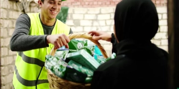 سلة «إطعام الدفا»للأسر الأولى بالرعاية.. بالمنوفية 1 - جريدة المساء