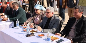 "الكشري المصري يدخل قائمة التراث العالمي.. احتفالية كبرى بالمنيا على ممشى المتحف الآتوني" 1 - جريدة المساء