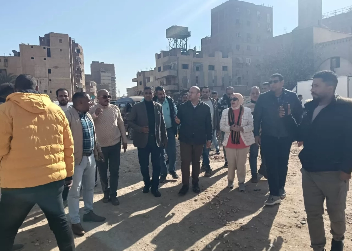 نائب محافظ الجيزة يتفقد أعمال تطوير طريق الحفرية.. لربط محور كمال عامر بالدائرى 19 - جريدة المساء