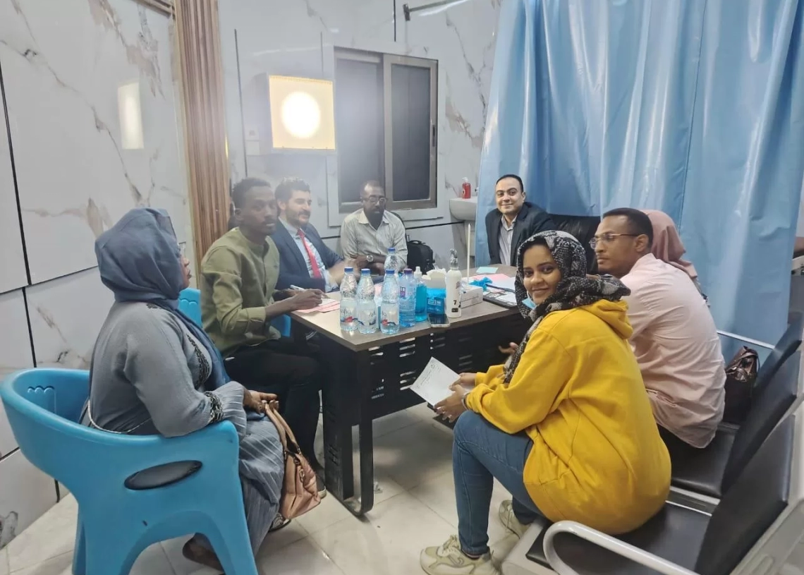 تنفيذًا لتوجيهات الرئيس عبدالفتاح السيسي تقديم كافة أوجه الدعم الصحي للأشقاء في جمهورية السودان 20 - جريدة المساء تنفيذًا لتوجيهات الرئيس عبدالفتاح السيسي تقديم كافة أوجه الدعم الصحي للأشقاء في جمهورية السودان 19 - جريدة المساء