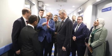 وزير صحة تركيا في زيارة لمعهد ناصر للبحوث والعلاج 1 - جريدة المساء