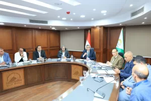 محافظ الجيزة يبحث شكاوى مواطني جنوب والهرم وإمبابة والطالبية 25 - جريدة المساء