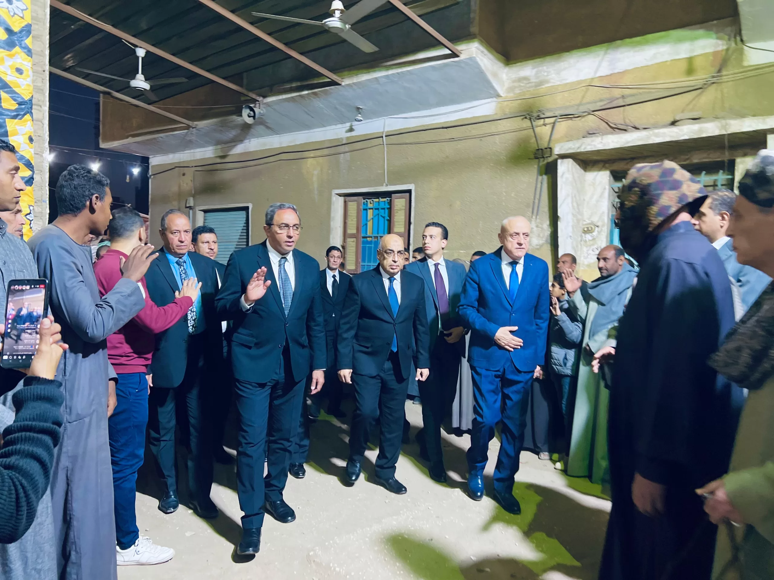 وزير العدل ومحافظا قنا والأقصر يقدمون واجب العزاء في شهيدة الواجب المستشارة سهام صبري الأنصاري بنقادة 53 - جريدة المساء