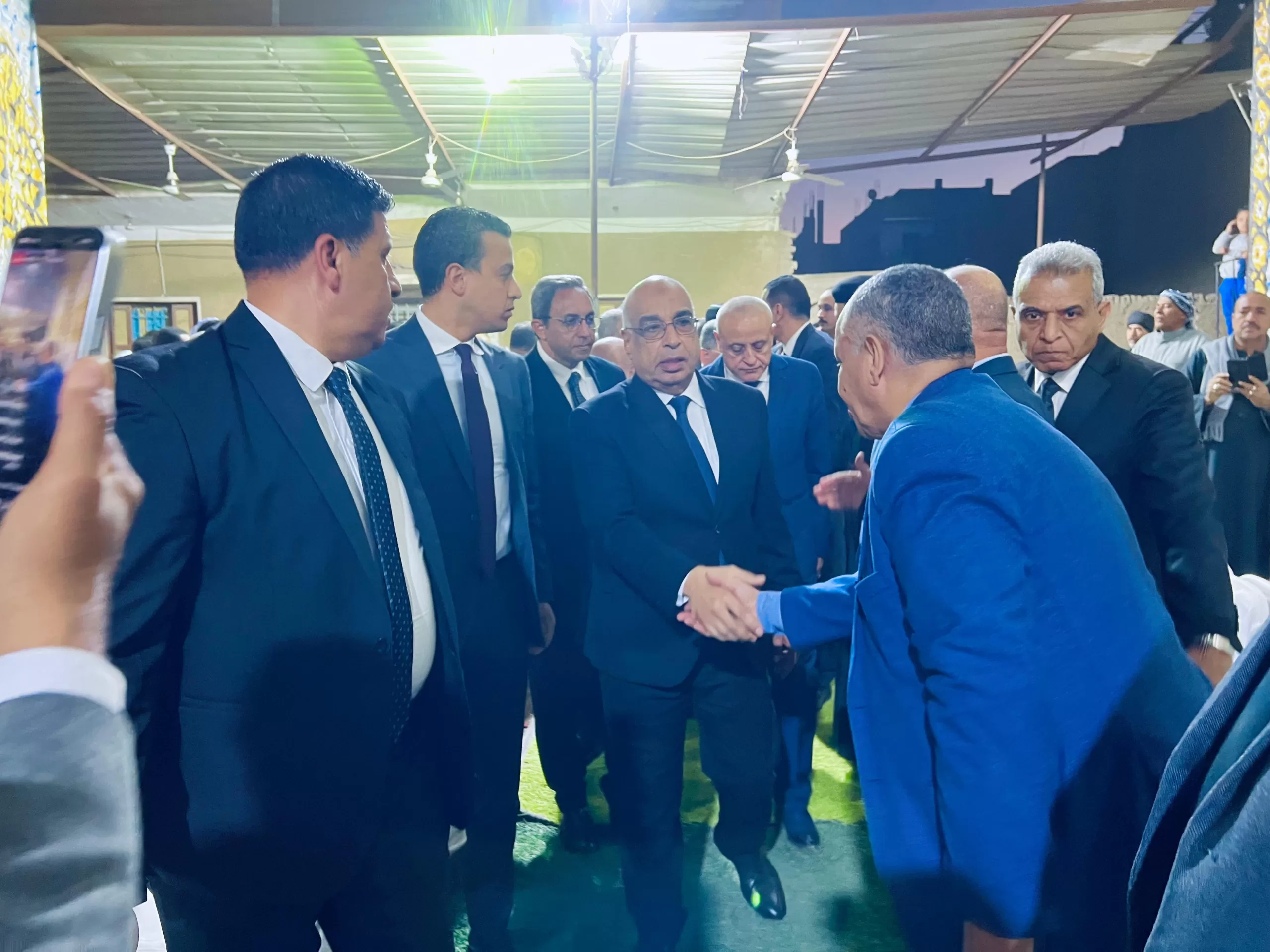 وزير العدل ومحافظا قنا والأقصر يقدمون واجب العزاء في شهيدة الواجب المستشارة سهام صبري الأنصاري بنقادة 43 - جريدة المساء