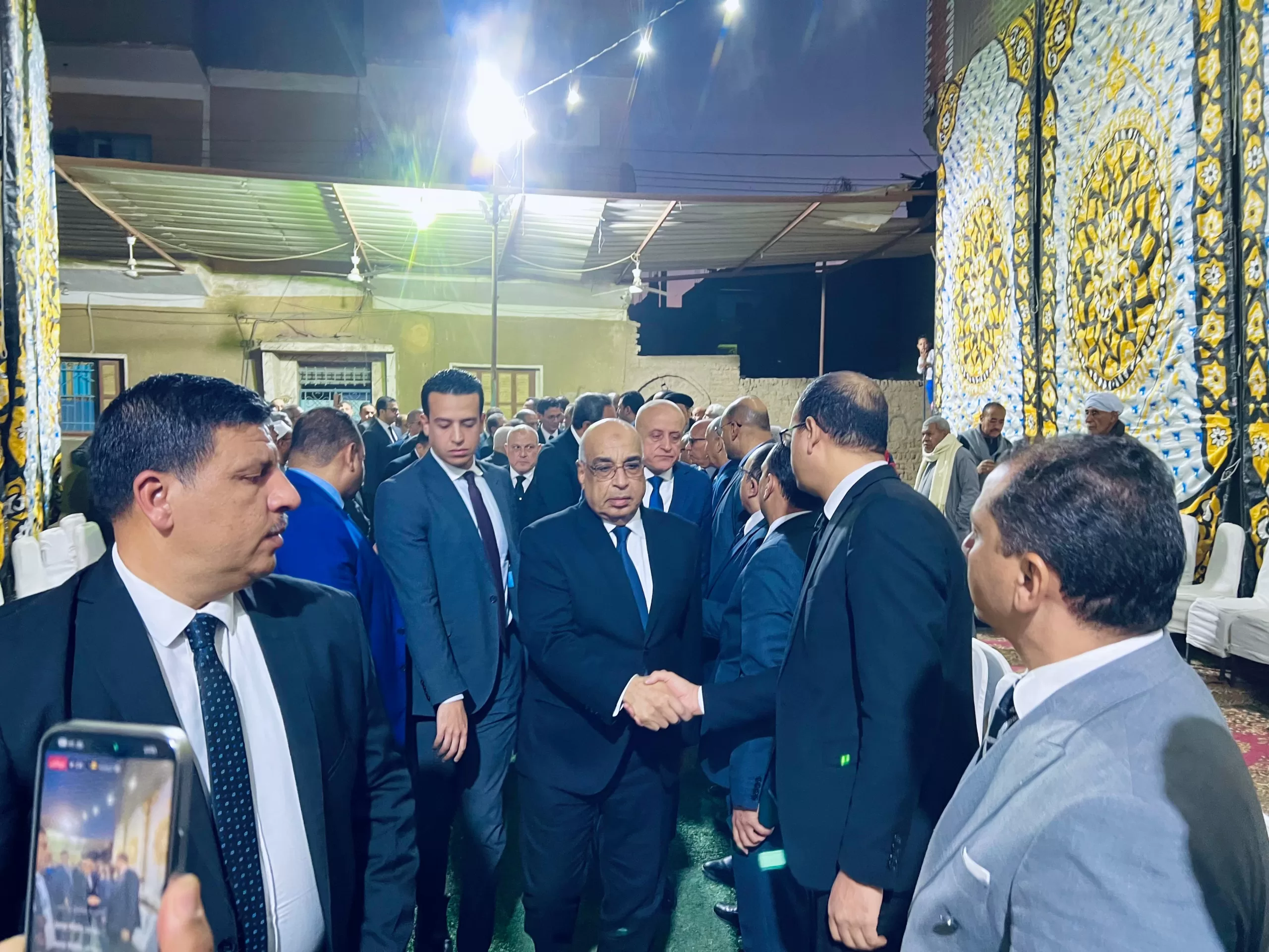 وزير العدل ومحافظا قنا والأقصر يقدمون واجب العزاء في شهيدة الواجب المستشارة سهام صبري الأنصاري بنقادة 21 - جريدة المساء