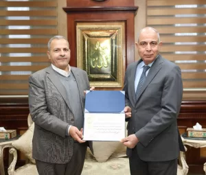 تكريم مستحق .. محافظ المنيا يحتفي ب المناهري لفوزه بجائزة التفوق الصحفي 24 - جريدة المساء تكريم مستحق .. محافظ المنيا يحتفي ب المناهري لفوزه بجائزة التفوق الصحفي 23 - جريدة المساء