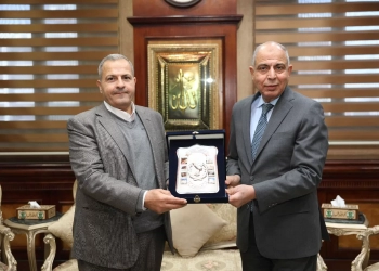 تكريم مستحق .. محافظ المنيا يحتفي ب المناهري لفوزه بجائزة التفوق الصحفي 36 - جريدة المساء تكريم مستحق .. محافظ المنيا يحتفي ب المناهري لفوزه بجائزة التفوق الصحفي 35 - جريدة المساء