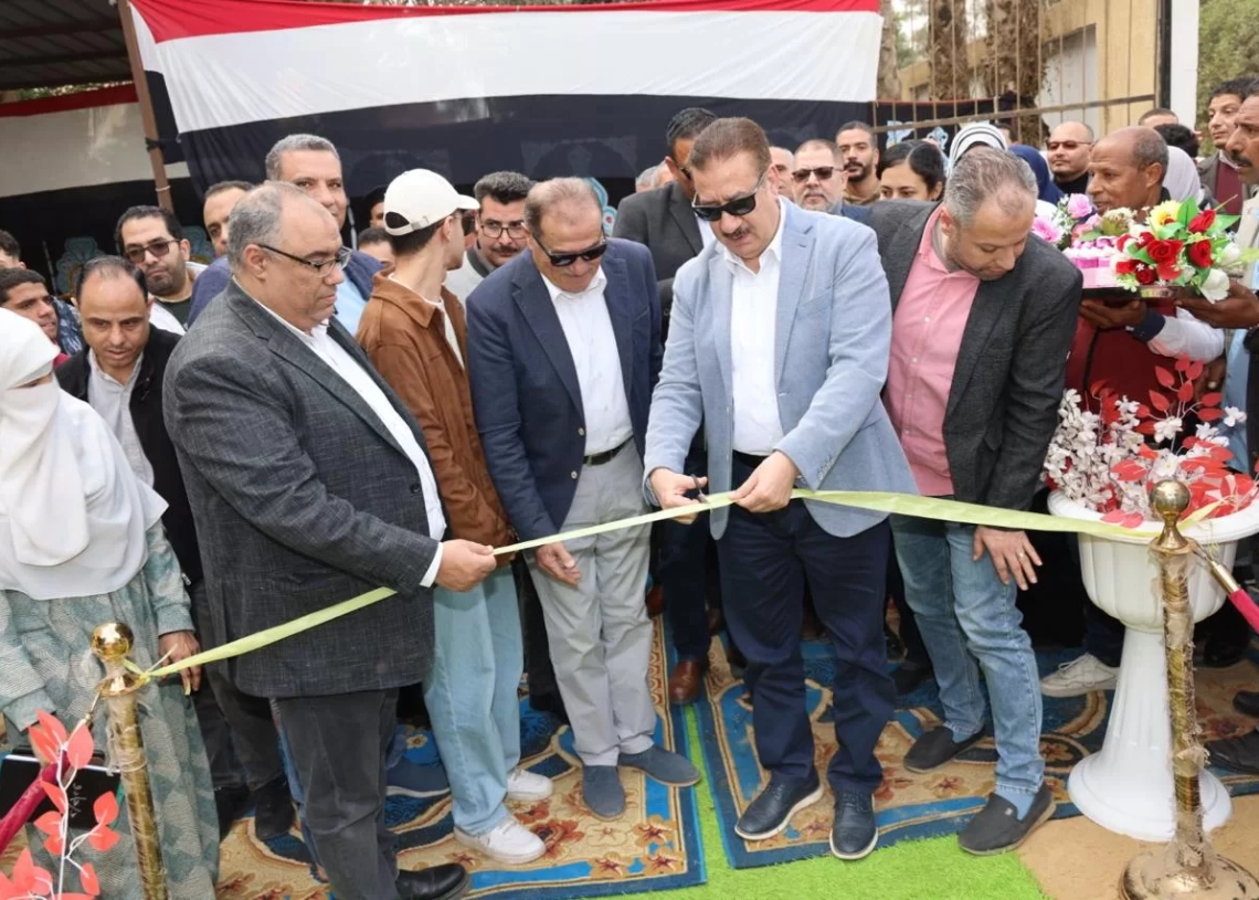 محافظ المنوفية يتفقد موقع إنشاء جناح ثانوي تجريبي بمدرسة زاوية بمم و يفتتح وحدة علاج طبيعي 18 - جريدة المساء