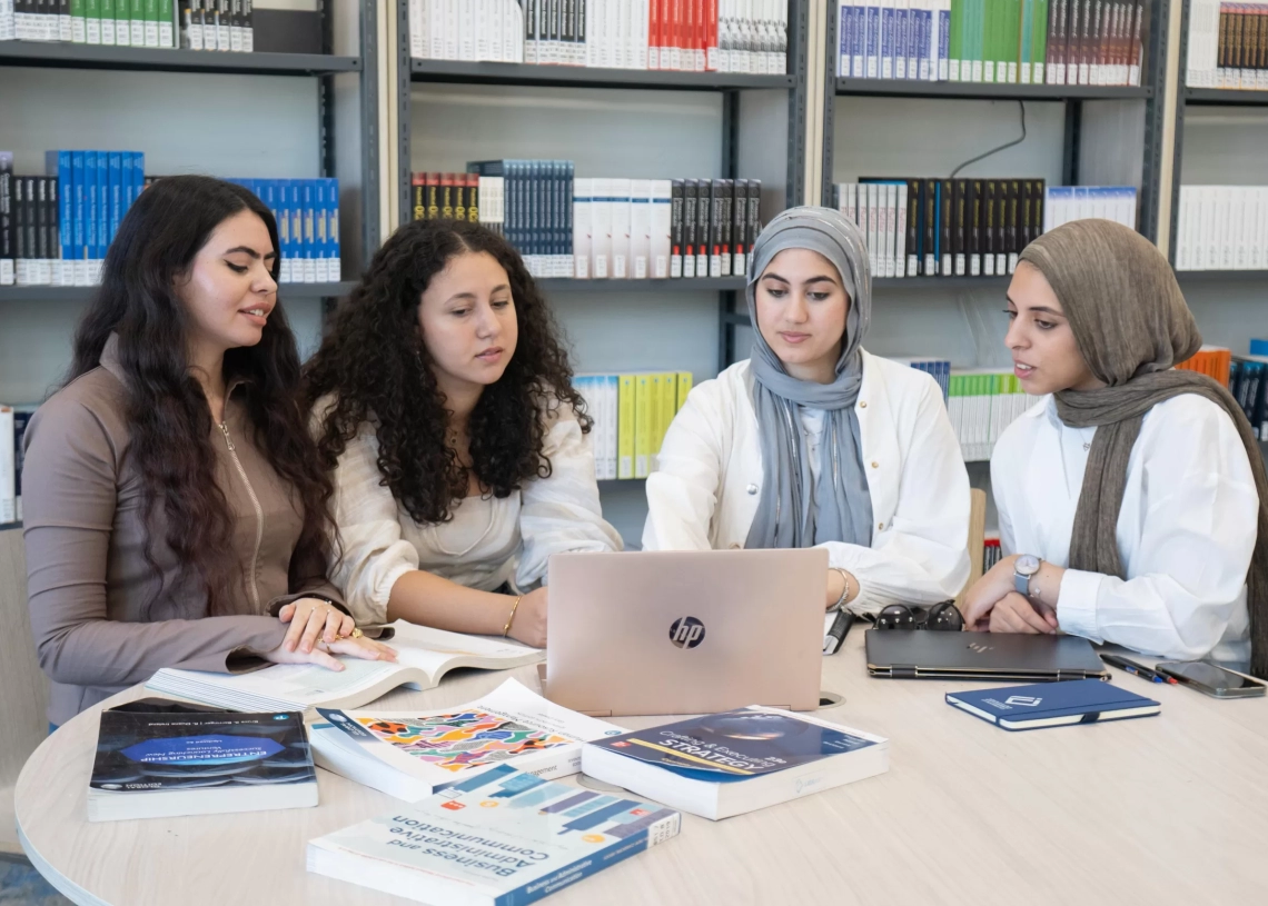 تنظمها ماكجرو هيل الأمريكية جامعة مصر للمعلوماتية تنافس أفضل جامعات العالم 19 - جريدة المساء