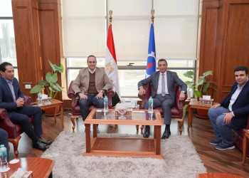 رئيس هيئة الرعاية الصحية التقى بمحافظ السويس لبدء الإجراءات التنفيذية لقرار رئيس الوزراء لنقل تبعية المستشفى العام للهيئة 27 - جريدة المساء رئيس هيئة الرعاية الصحية التقى بمحافظ السويس لبدء الإجراءات التنفيذية لقرار رئيس الوزراء لنقل تبعية المستشفى العام للهيئة 26 - جريدة المساء