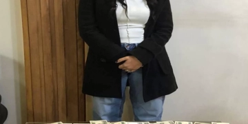 ضبط سيدة أثناء توزيعها مبالغ مالية على المواطنين.. للتصويت لصالح مرشح بالباجور 1 - جريدة المساء