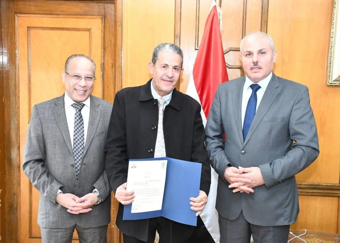 جامعة القناة تكرّم القيادات الإدارية دعما للتطوير المؤسسي 18 - جريدة المساء جامعة القناة تكرّم القيادات الإدارية دعما للتطوير المؤسسي 17 - جريدة المساء