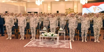 وزير الدفاع يلتقى مقاتلى قوات حرس الحدود ويكرم عدداً من المتميزين 1 - جريدة المساء