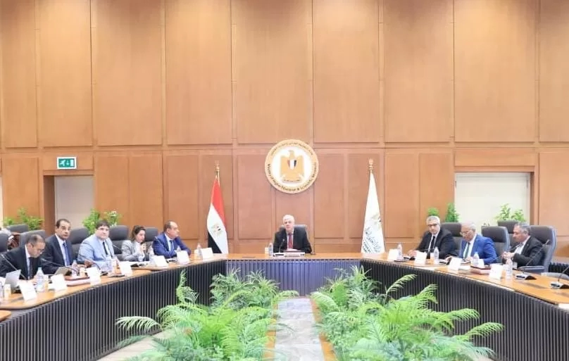 د.عاشور..الرئيس السيسي يولي اهتمامًا خاصًّا بالبعثات لتعزيز قدرات التعليم والبحث العلمي 19 - جريدة المساء