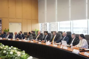 وزير المالية: مزايا ضريبية لتشجيع قيد الشركات الكبرى والمؤثرة بالبورصة لمدة ٣ سنوات 23 - جريدة المساء