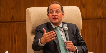 وزير المالية يبدأ الحوار المجتمعي حول الحزمة الثانية للتسهيلات الضريبية من اتحاد الغرف التجارية 2 - جريدة المساء وزير المالية يبدأ الحوار المجتمعي حول الحزمة الثانية للتسهيلات الضريبية من اتحاد الغرف التجارية 1 - جريدة المساء