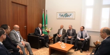 محافظ أسوان : يشيد بجهود الأكاديمية العربية للعلوم والتكنولوجيا والنقل البحرى لدعم مشروعات التطوير والتجميل والبنية التحتية بقطاعات العمل العام 2 - جريدة المساء محافظ أسوان : يشيد بجهود الأكاديمية العربية للعلوم والتكنولوجيا والنقل البحرى لدعم مشروعات التطوير والتجميل والبنية التحتية بقطاعات العمل العام 1 - جريدة المساء