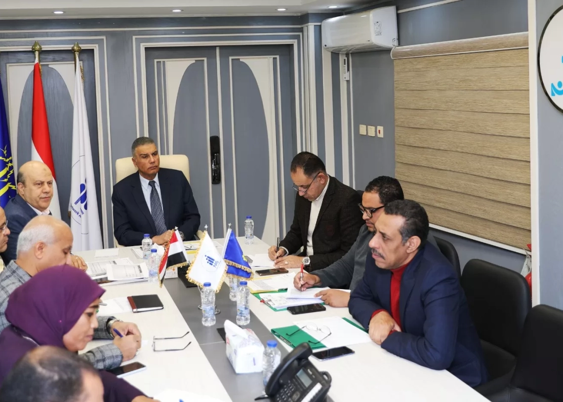 محافظ أسوان : تكثيف الجهود لحصر ودراسة الأراضى المستردة 18 - جريدة المساء