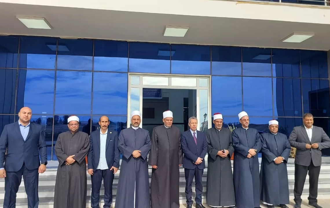 وفد أوقاف البحر الأحمر والازهر يقدم التهنئة لرئيس جامعة الغردقة لتعيينه اول رئيس للجامعة . 19 - جريدة المساء وفد أوقاف البحر الأحمر والازهر يقدم التهنئة لرئيس جامعة الغردقة لتعيينه اول رئيس للجامعة . 18 - جريدة المساء