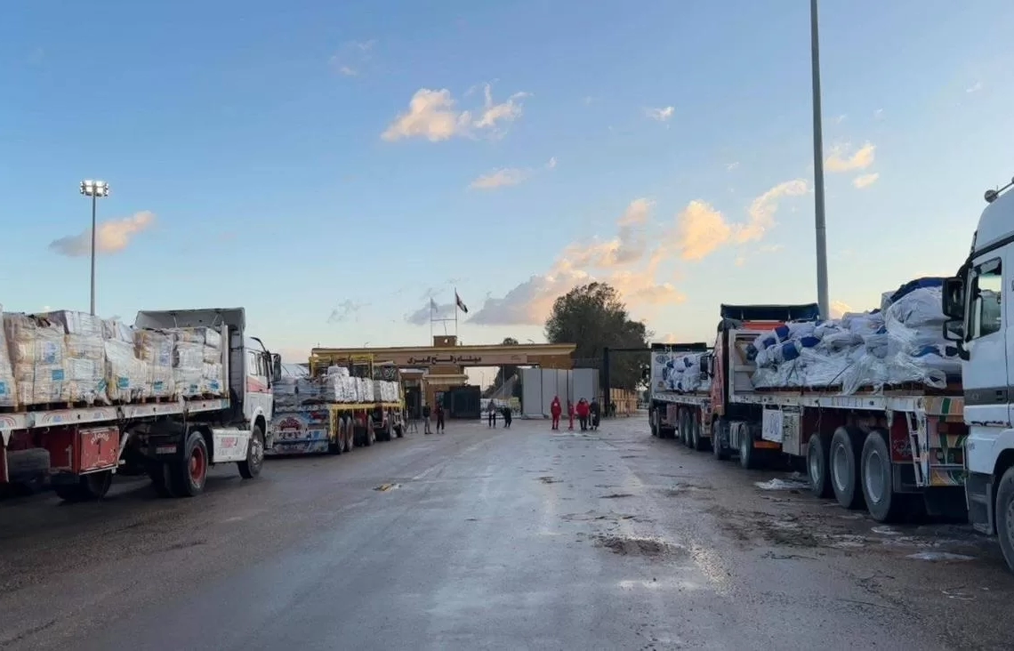القافلة الـ 95 تكسر برد الشتاء فى غزة بـ 11 ألف خيمة وآلاف الأطنان من المساعدات 18 - جريدة المساء الهلال الأحمر المصرى يدفع بالقافلة 95 لأهل غزة