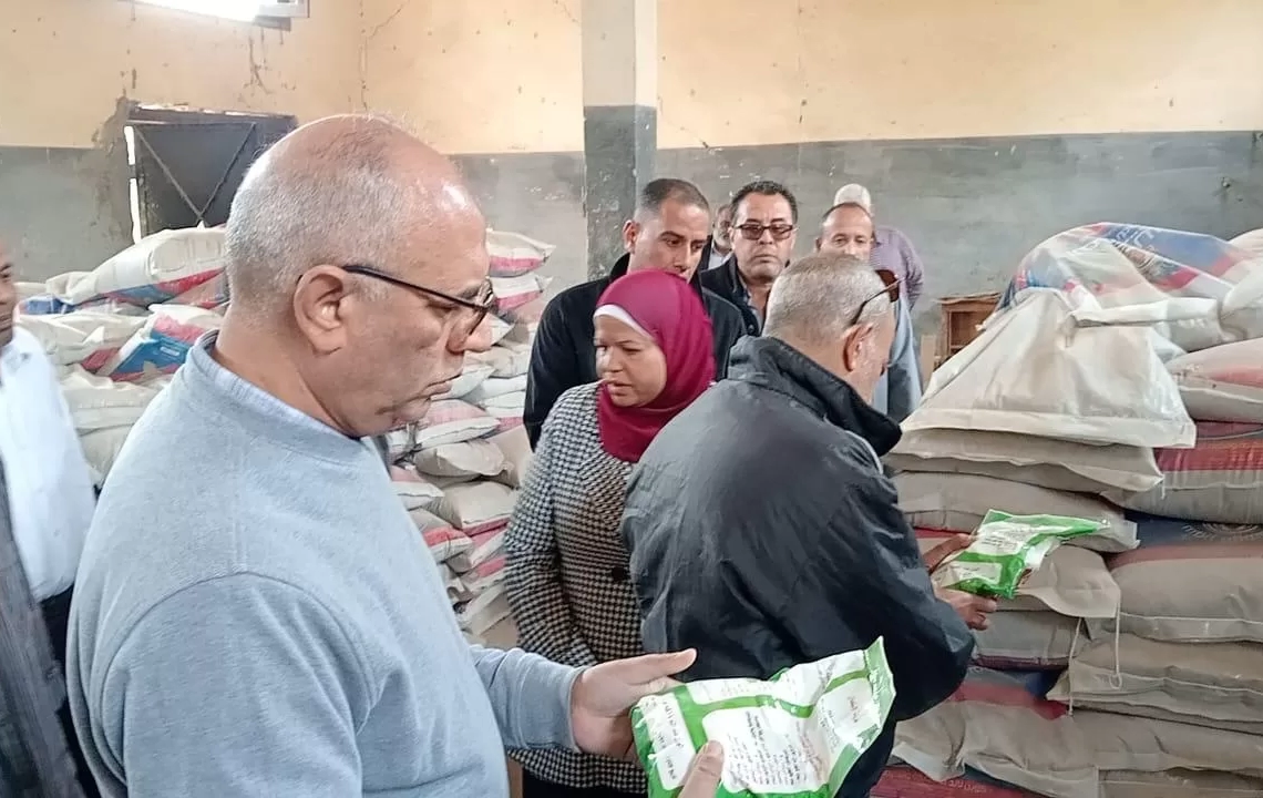 تحرير 239 مخالفة خلال حملات رقابية وضبط سلع مدعمة قبل تداولها بالسوق السوداء في المنيا 19 - جريدة المساء