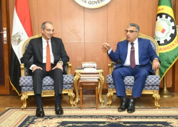 محافظ الدقهلية يستقبل وزير الاتصالات لدفع التحول الرقمي بالمحافظة 19 - جريدة المساء