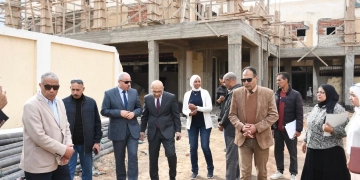 رئيس جامعة قناة السويس يتفقد منشآت التأمين الصحي الشامل ويؤكد: رفع مستوى الجودة بالمنظومة لدعم أهالي إقليم القناة وسيناء 1 - جريدة المساء