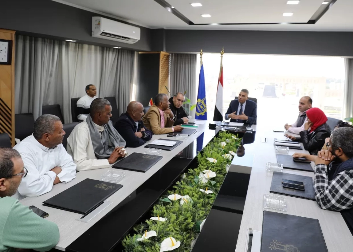 أهالى غرب سهيل لمحافظ أسوان : شكرا على الإستماع لمطالبنا وتلبية إحتياجاتنا 19 - جريدة المساء