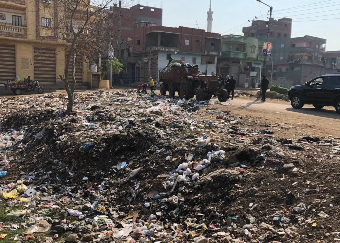 محافظ الدقهلية: البدء الفوري في تطهير ترعة "تلبانة" ورفع كافة تجمعات القمامة 20 - جريدة المساء محافظ الدقهلية: البدء الفوري في تطهير ترعة "تلبانة" ورفع كافة تجمعات القمامة 19 - جريدة المساء