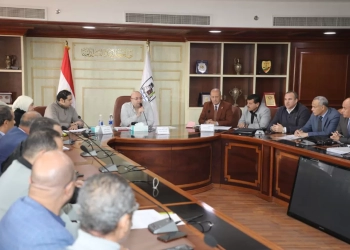 محافظ بني سويف يُوجه بحزمة من الإجراءات لتسريع وتيرة العمل والدفع بمعدلات الأداء في ملفات التصالح والتقنين ومواجهة التعديات والمتغيرات المكانية . 30 - جريدة المساء محافظ بني سويف يُوجه بحزمة من الإجراءات لتسريع وتيرة العمل والدفع بمعدلات الأداء في ملفات التصالح والتقنين ومواجهة التعديات والمتغيرات المكانية . 29 - جريدة المساء