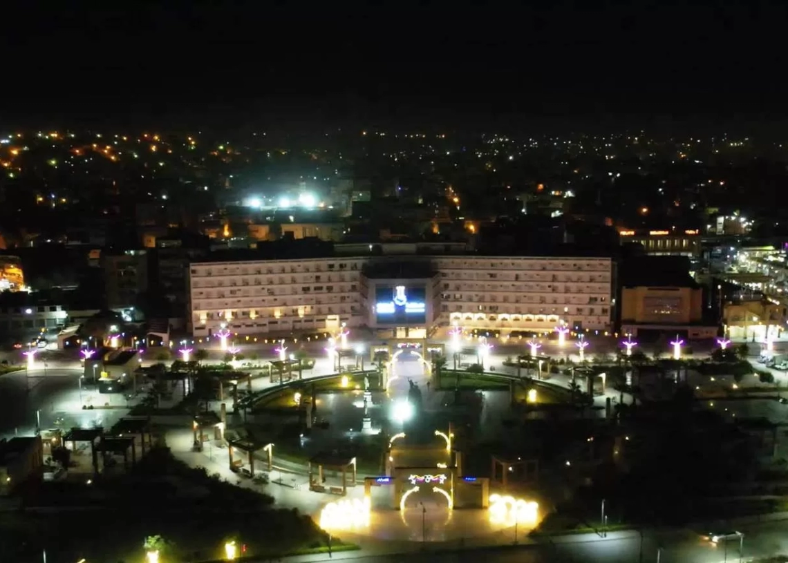 أسوان تتزين وتتجمل لإستقبال أعياد رأس السنة والميلاد والعيد القومى بلمسات جمالية وحضارية 20 - جريدة المساء أسوان تتزين وتتجمل لإستقبال أعياد رأس السنة والميلاد والعيد القومى بلمسات جمالية وحضارية 19 - جريدة المساء