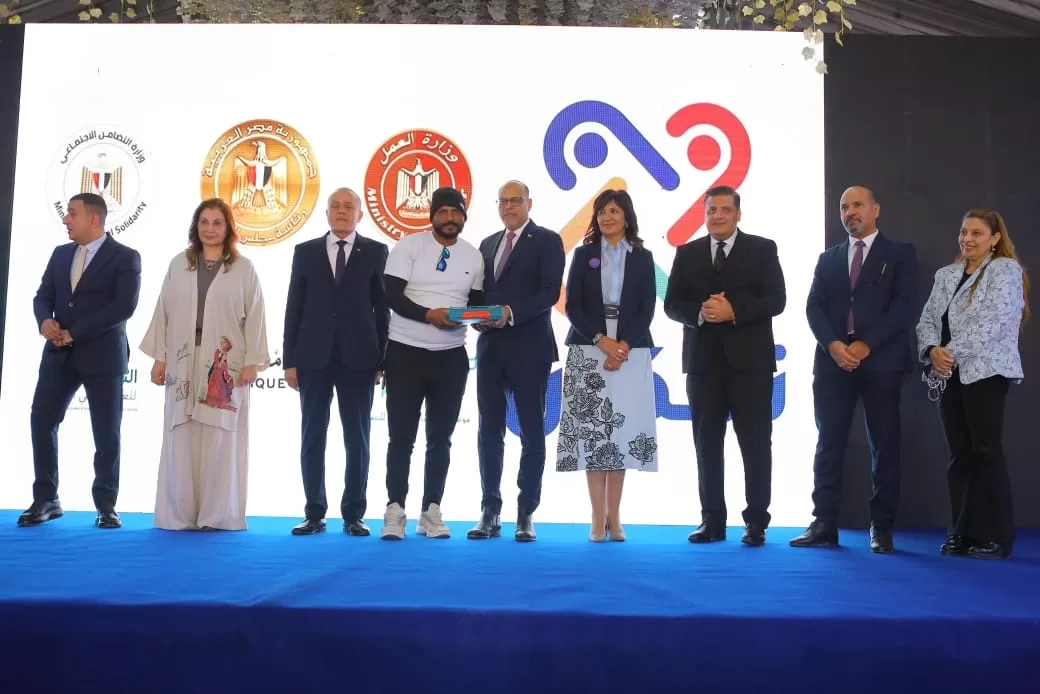 محافظ الأقصر: «تمكين» توفر فرص تدريب حقيقية وتحسن معيشة المواطنين 19 - جريدة المساء