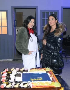 أسرة «السرايا الصفرا» يحتفلون بانطلاق تصوير المسلسل 24 - جريدة المساء أسرة «السرايا الصفرا» يحتفلون بانطلاق تصوير المسلسل 23 - جريدة المساء