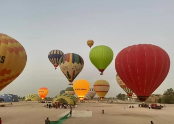 بسبب الأحوال الجوية.. تعليق رحلات البالون الطائر بالأقصر لليوم الثالث 26 - جريدة المساء بسبب الأحوال الجوية.. تعليق رحلات البالون الطائر بالأقصر لليوم الثالث 25 - جريدة المساء