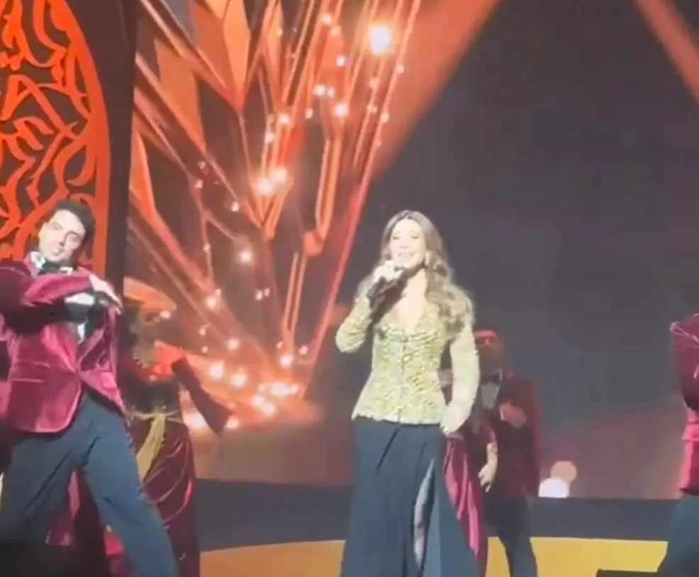 نانسي عجرم:"شكراً إني شريكتكم في مناسباتكم الحلوة .. ومصر أم الدنيا " 19 - جريدة المساء