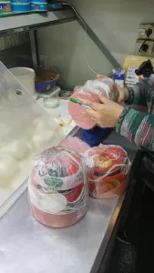 104 كيلو لحوم فاسدة و727 علبة سجائر مهربة نتاج حملة مفاجئة بمدينة الشروق 23 - جريدة المساء