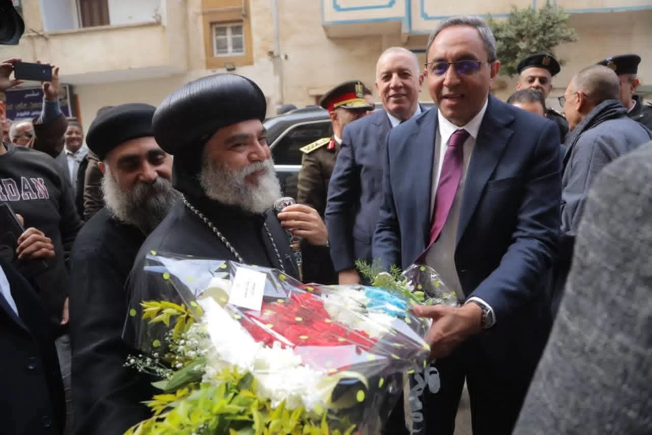 محافظ قنا يهنئ الأقباط باحتفالات عيد الميلاد بمطرانية الأرثوذكس 21 - جريدة المساء