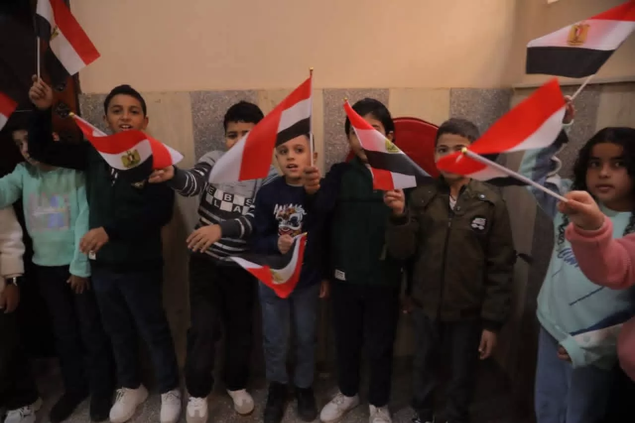 محافظ قنا يهنئ الأقباط باحتفالات عيد الميلاد بمطرانية الأرثوذكس 31 - جريدة المساء