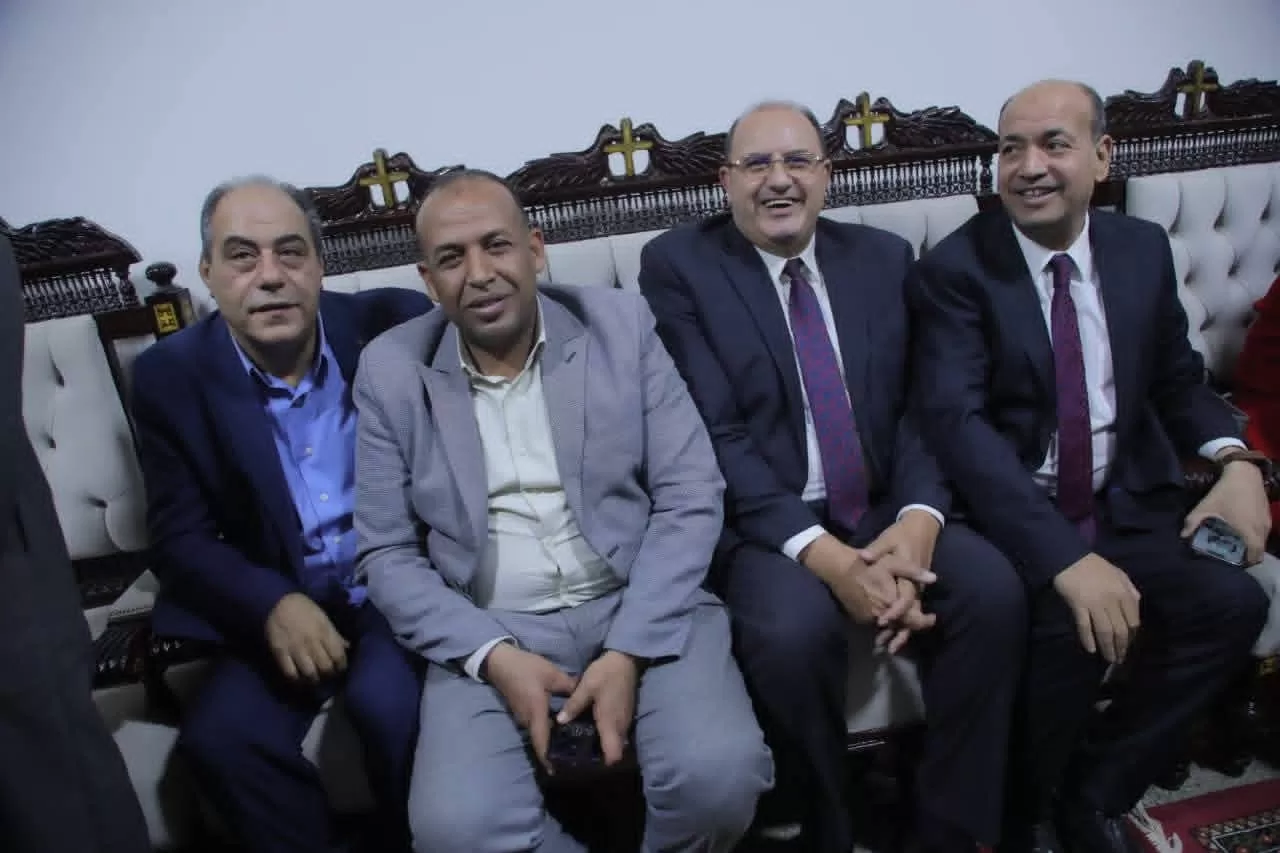 محافظ قنا يهنئ الأقباط باحتفالات عيد الميلاد بمطرانية الأرثوذكس 73 - جريدة المساء